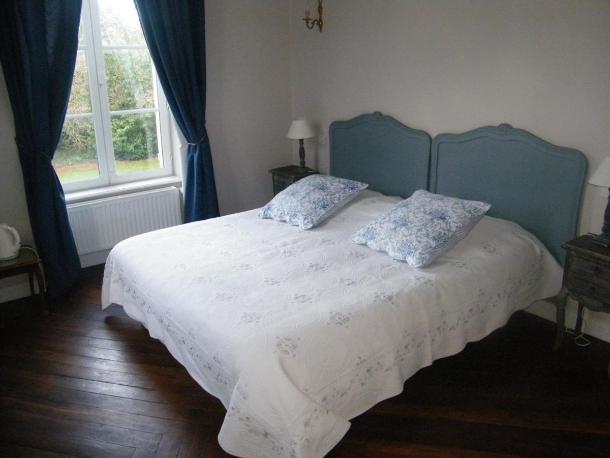Chambres D'Hotes Chateau De Damigny Saint-Martin-des-Entrees Экстерьер фото